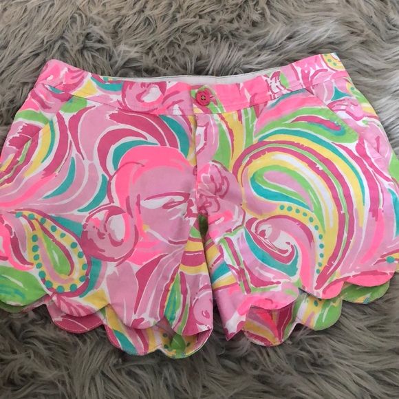 Lilly Pulitzer Buttercut Shorts - Picture 1 of 5